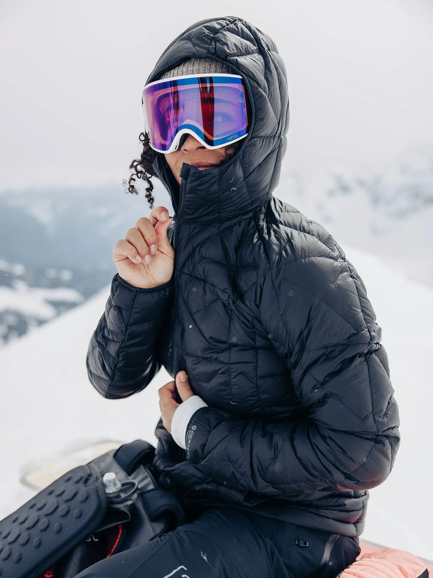 [ak] Baker Hooded Down Jacket (Women)