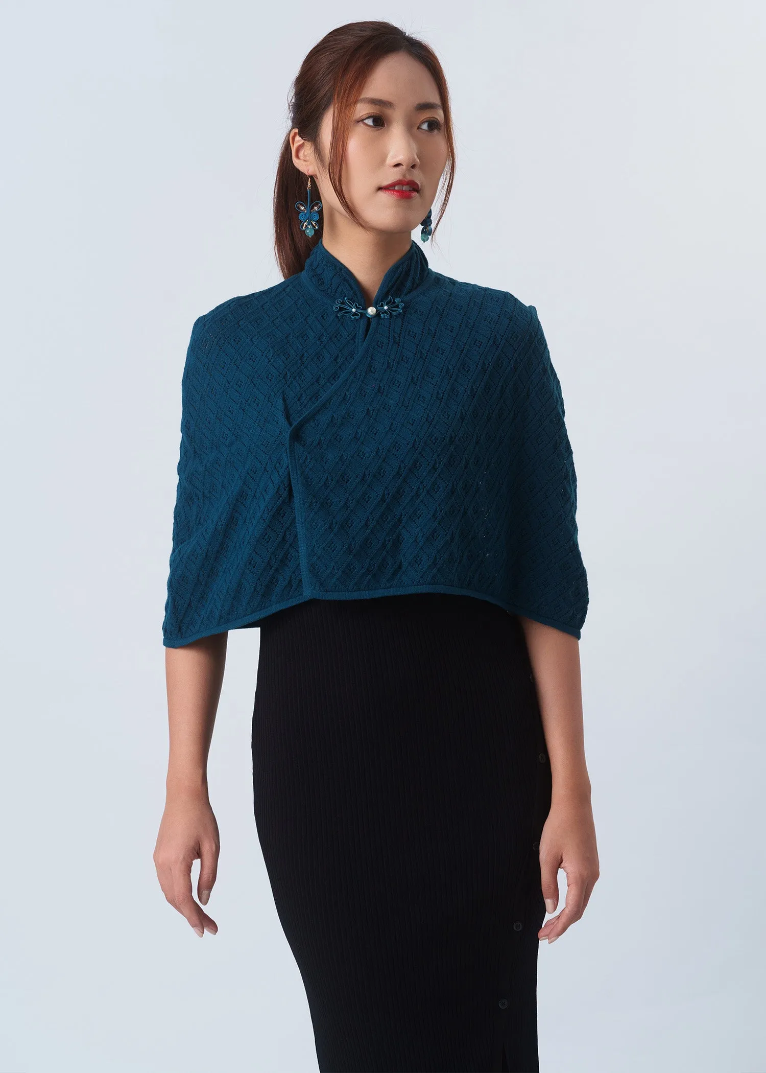 Knitted Qipao Cape w Pankou (Peacock Blue)