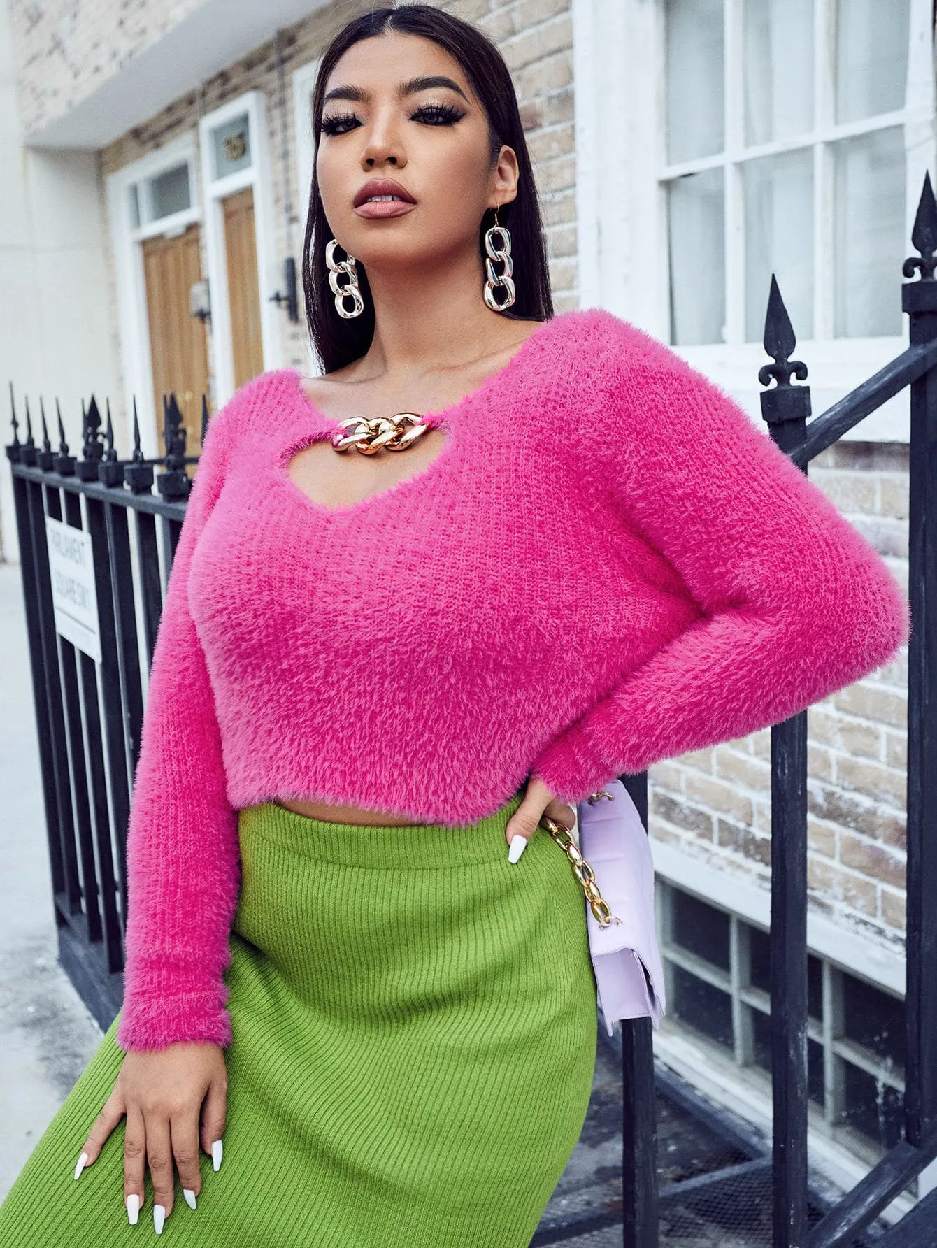 Plain Ring Long Sleeve Keyhole Neckline Crop Plus Size Sweater