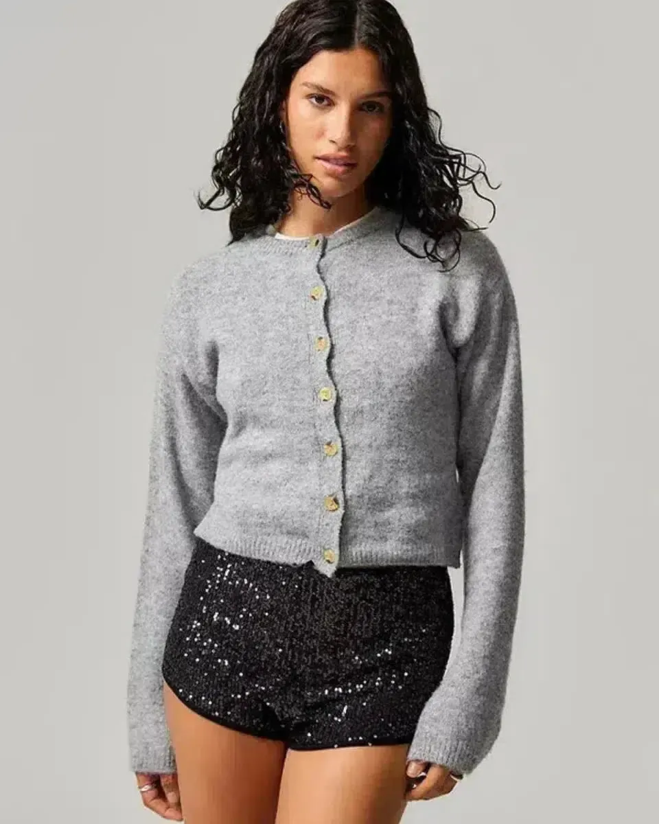 Selora – Sequin details – Velvet party shorts