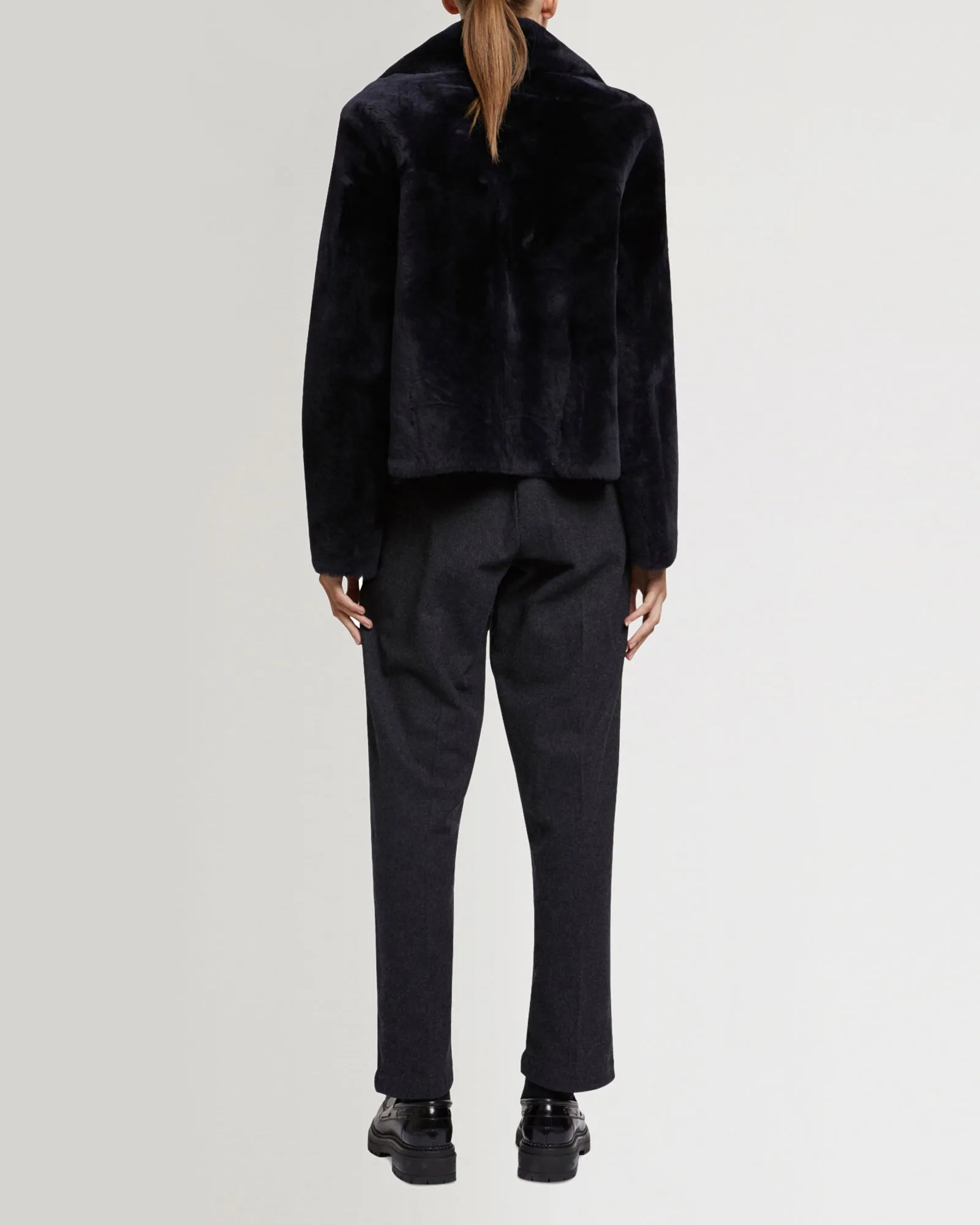 Short jacket in merino lambskin