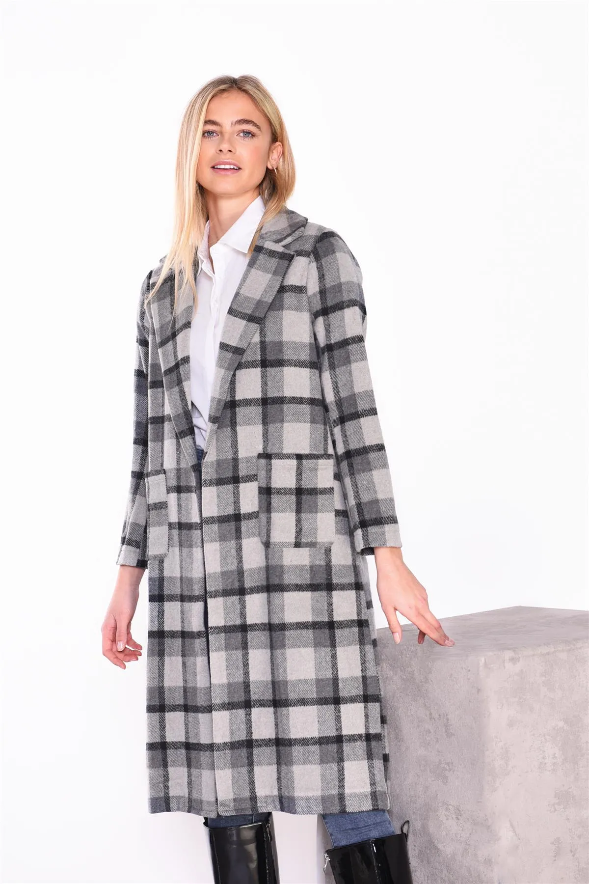 Tonal-Grey Check Collared Over-Coat