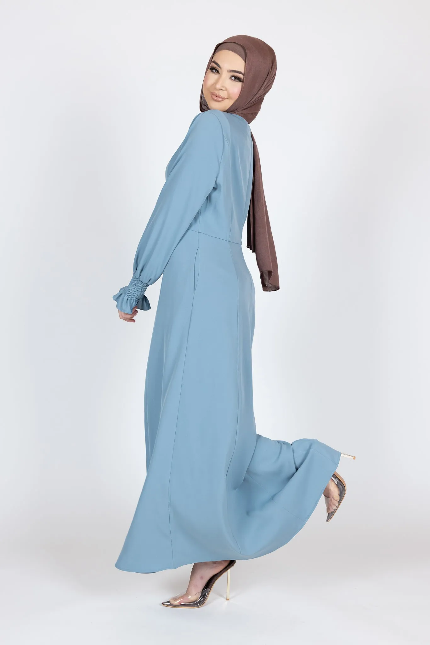 Vinisha Abaya