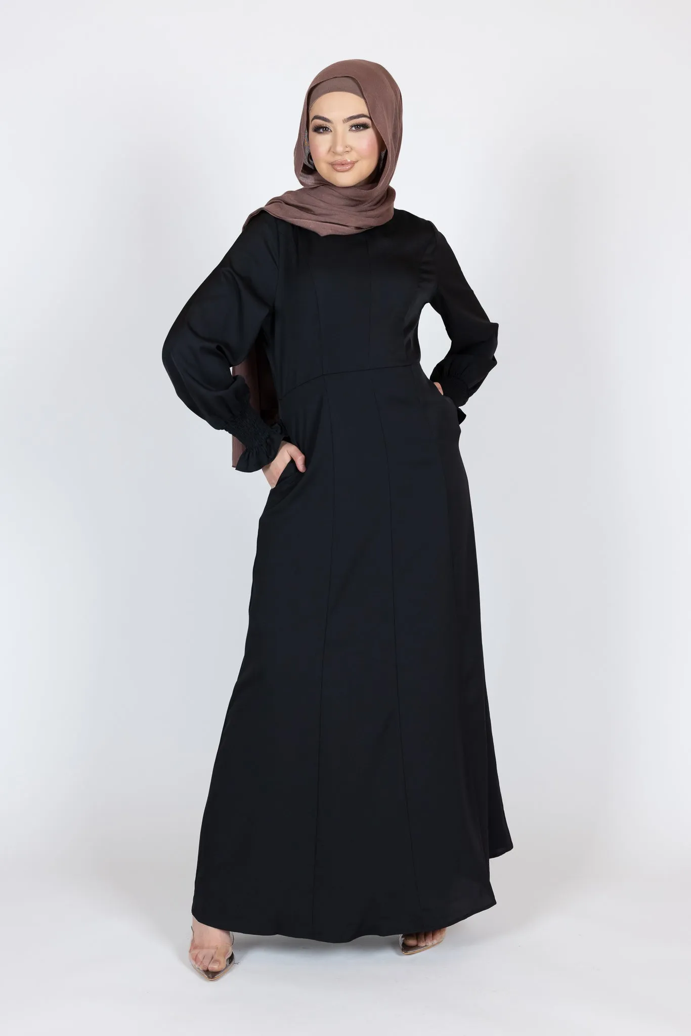 Vinisha Abaya
